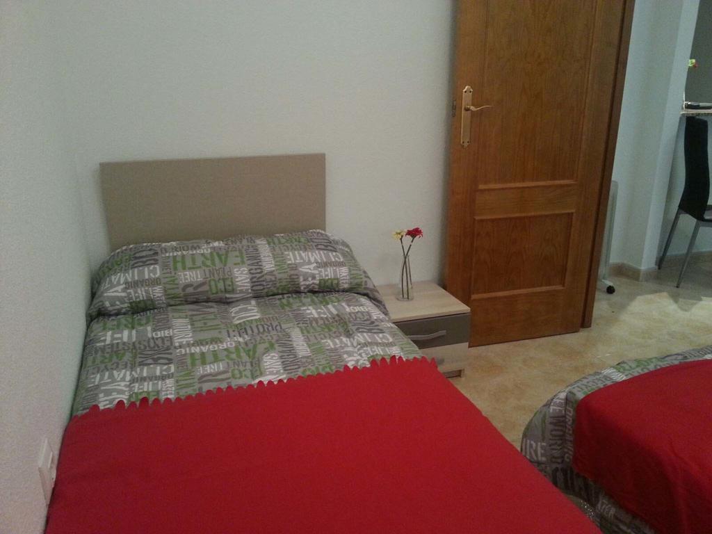 Apartment Huerto ตอร์เรเวียคา ห้อง รูปภาพ