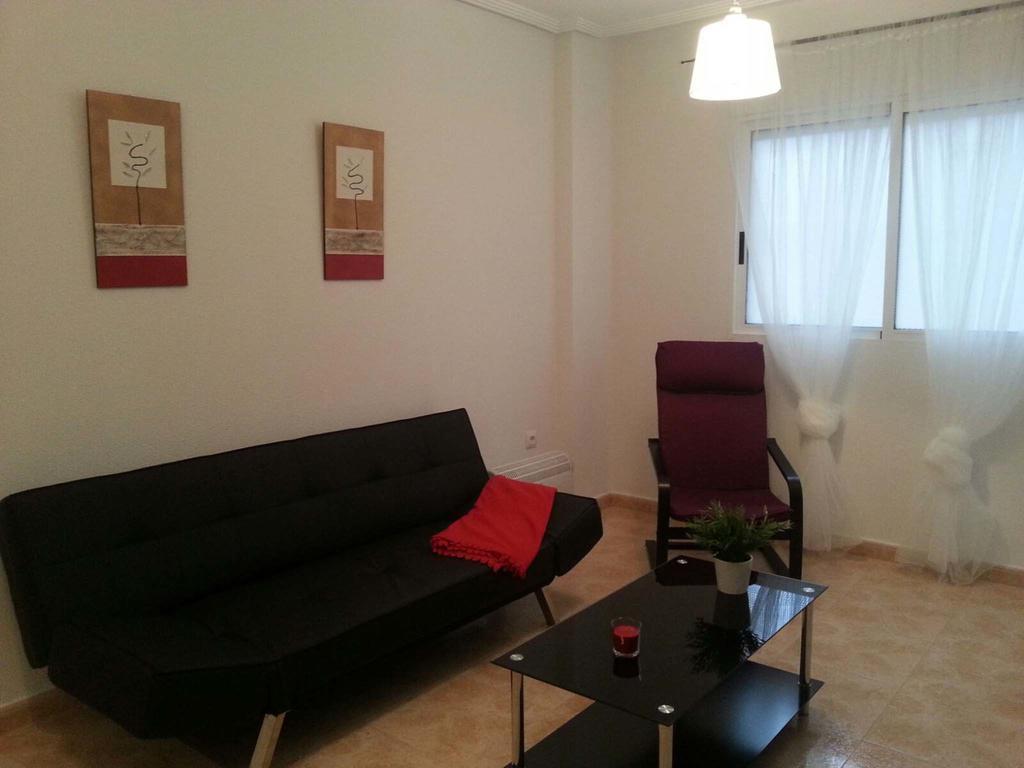Apartment Huerto ตอร์เรเวียคา ห้อง รูปภาพ